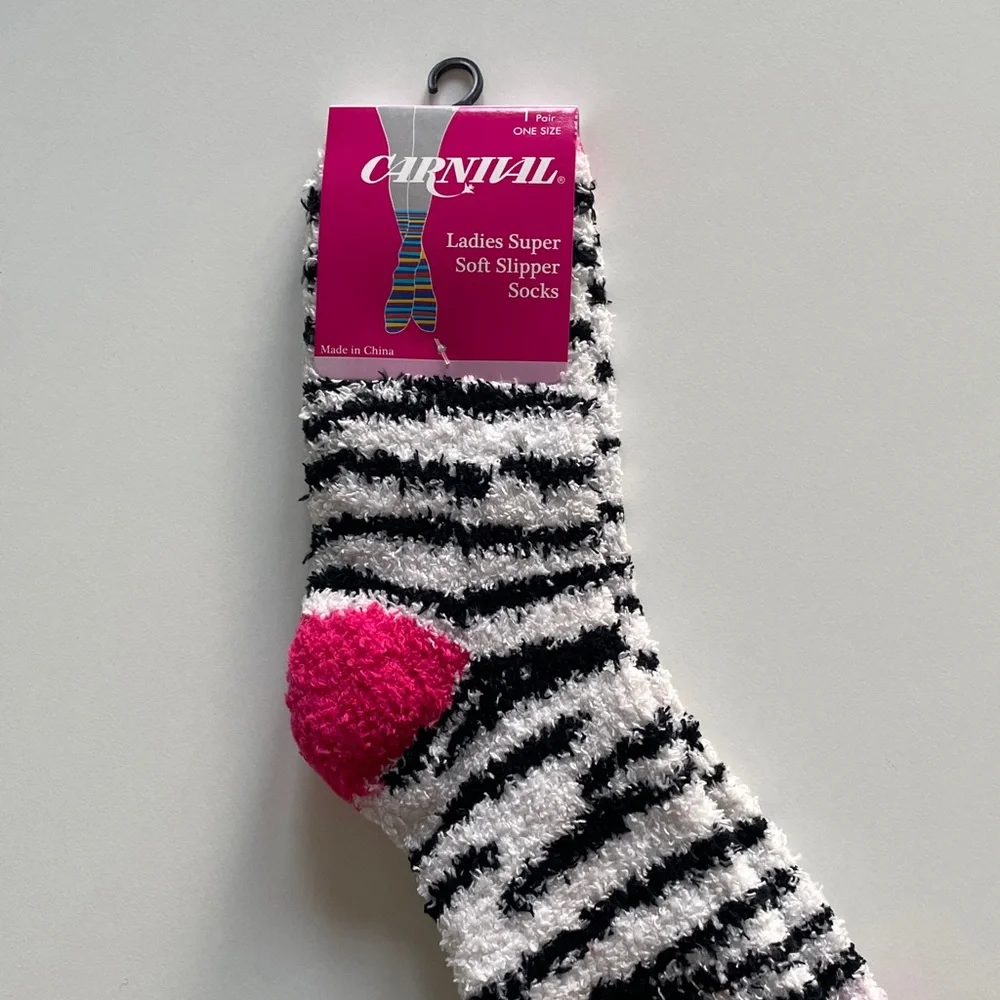 Carnival Women's Cozy Socks Animal Print Stripe Pink Black